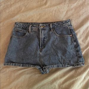 RVCA size 29 denim shorts